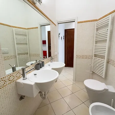 شقة 5 Minutes From The Sea, Relaxation And Comfort ألاسيو