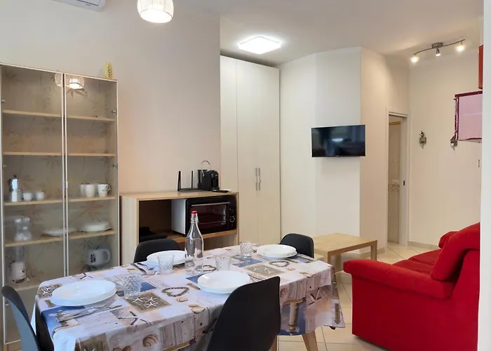 5 Minutes From The Sea, Relaxation And Comfort Appartement Alassio